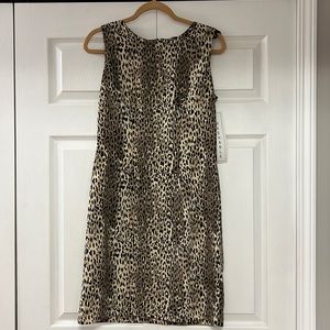 NWT Dress Barn 🌸 Sleeveless Leopard Pattern Dress size 8
